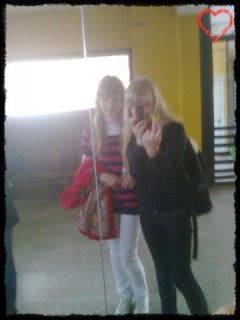 Astė                              Kas  dovana?