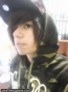 EMO  MIKS