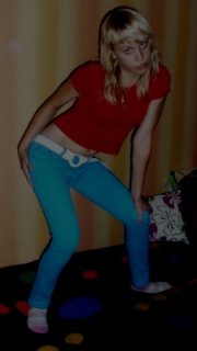 Gretutė  ;*        Mylėk  Širdim,  O  Ne  Akim...
