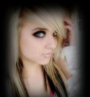 Kate  ^^                Draugaujam?  ^^